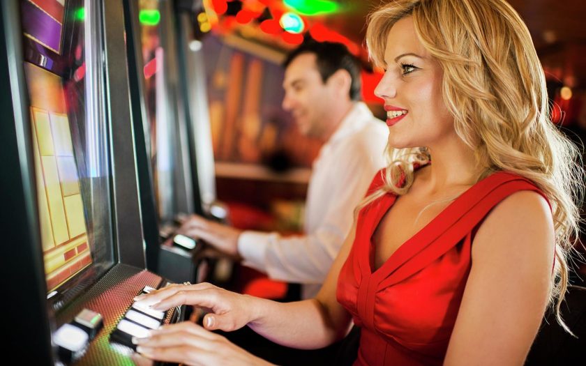 Playing online casino games